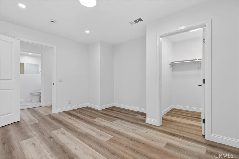 7515 Mcgroarty Los Angeles, CA 91042