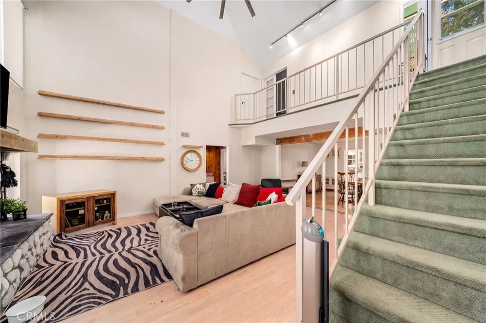 6 Oak Drive Mt Baldy, CA 91759
