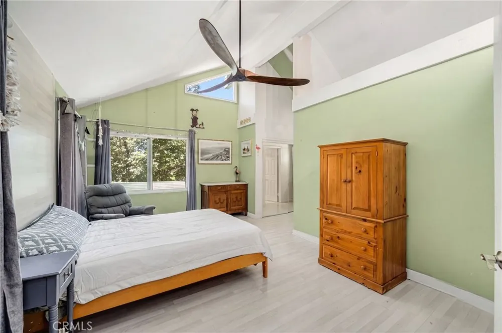 6 Oak Drive Mt Baldy, CA 91759