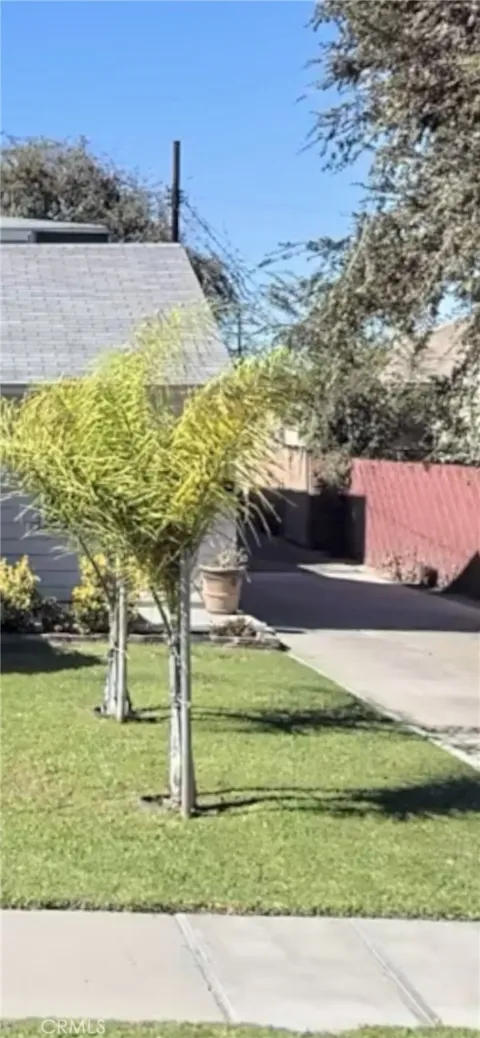 1953 Parish Place