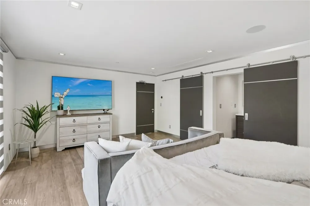 23670 Park Andorra Calabasas, CA 91302