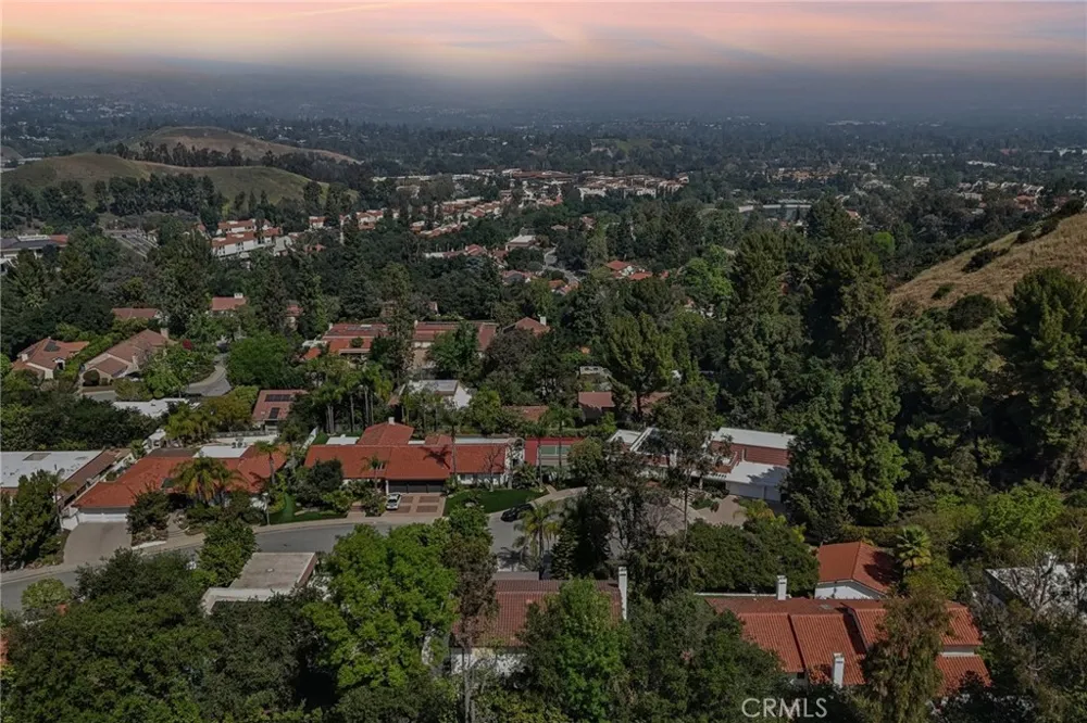 23670 Park Andorra Calabasas, CA 91302