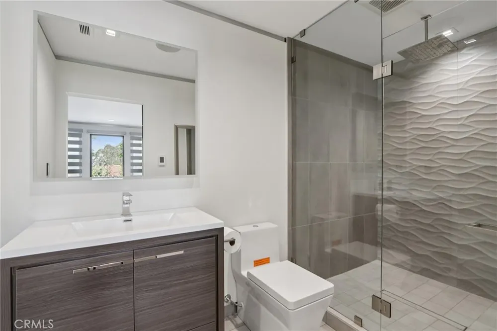 23670 Park Andorra Calabasas, CA 91302