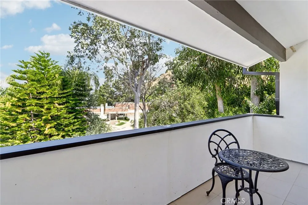 23670 Park Andorra Calabasas, CA 91302