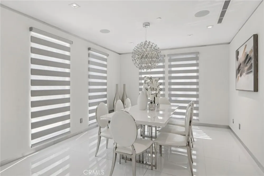 23670 Park Andorra Calabasas, CA 91302
