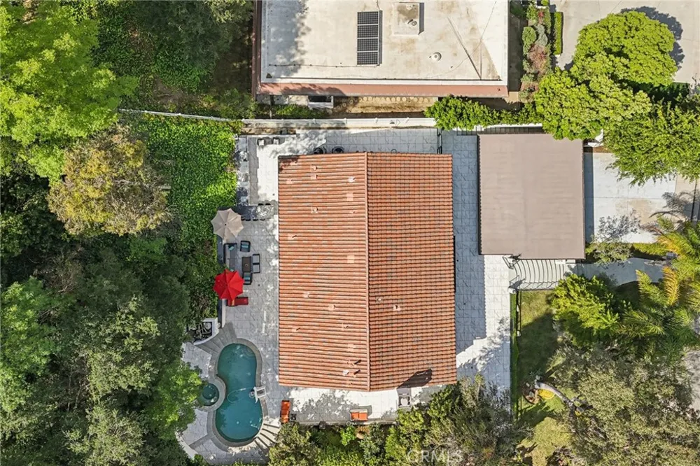 23670 Park Andorra Calabasas, CA 91302