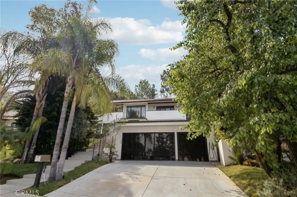 23670 Park Andorra Calabasas, CA 91302