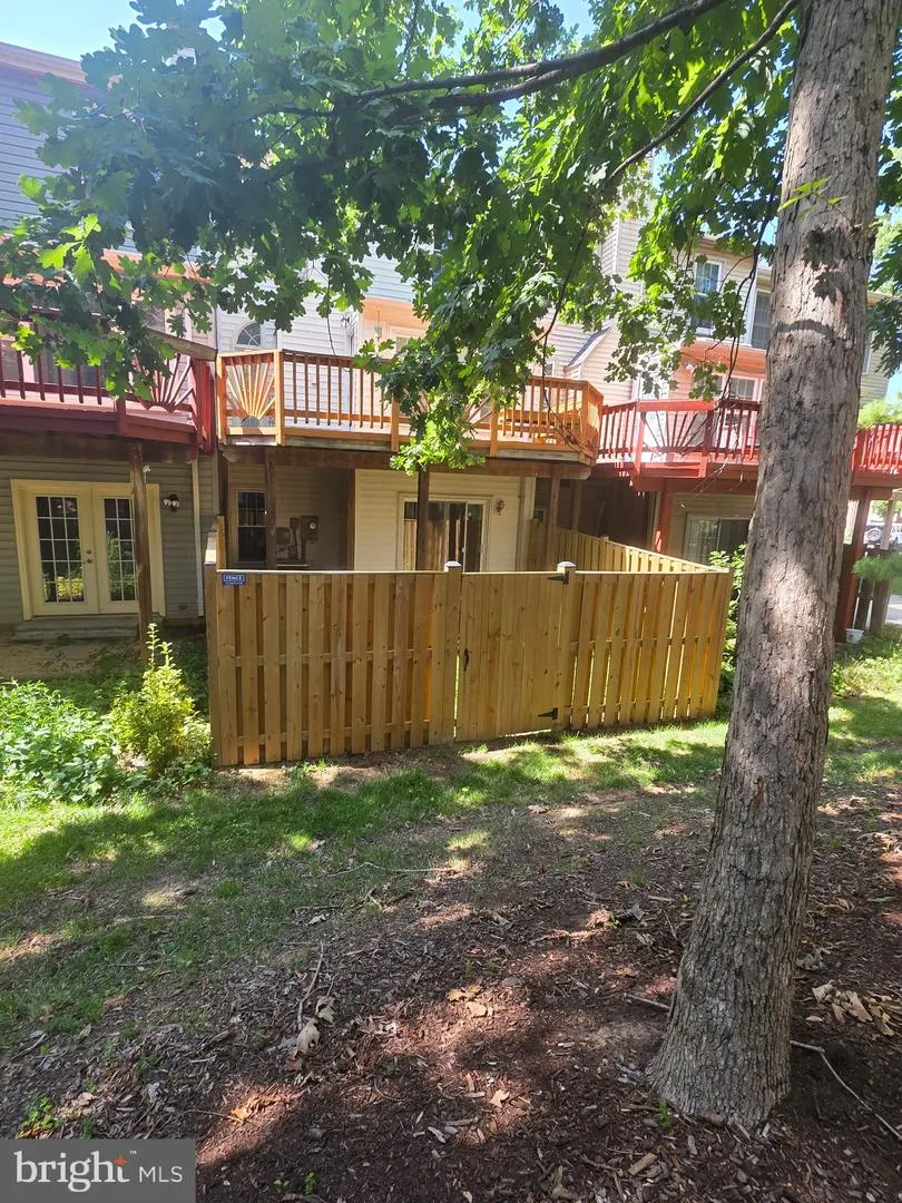 7766 BLACK HORSE COURT Manassas, VA 20109