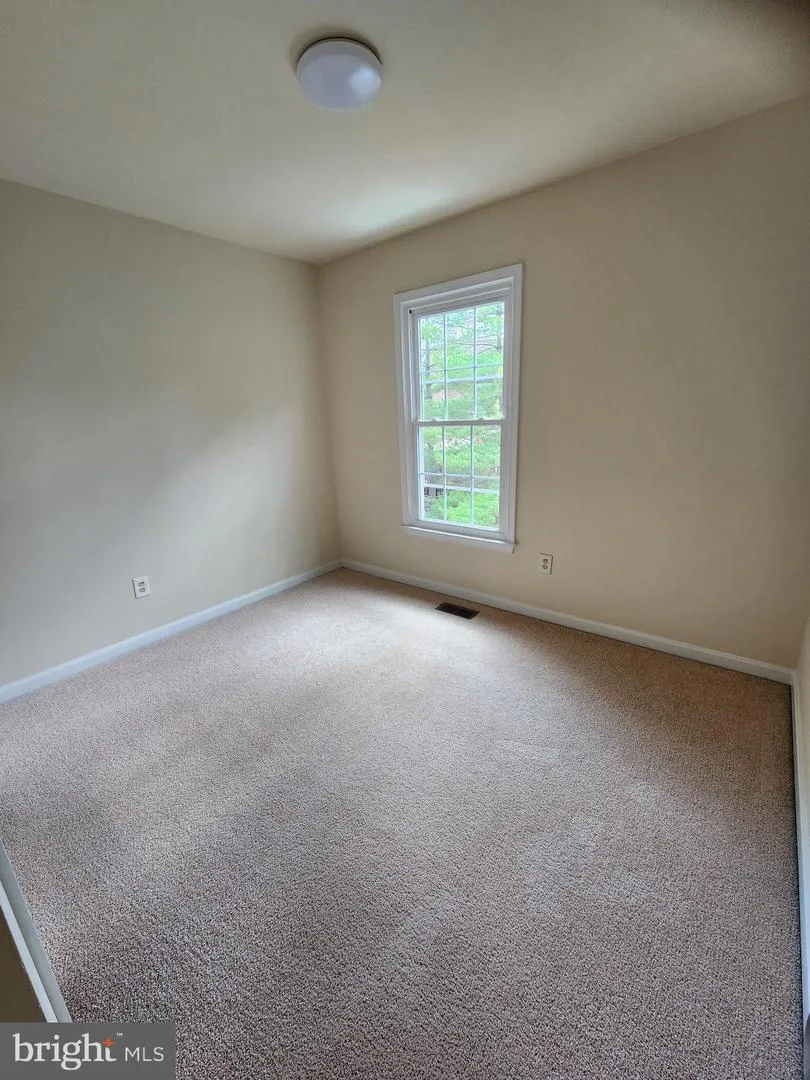 7766 BLACK HORSE COURT Manassas, VA 20109