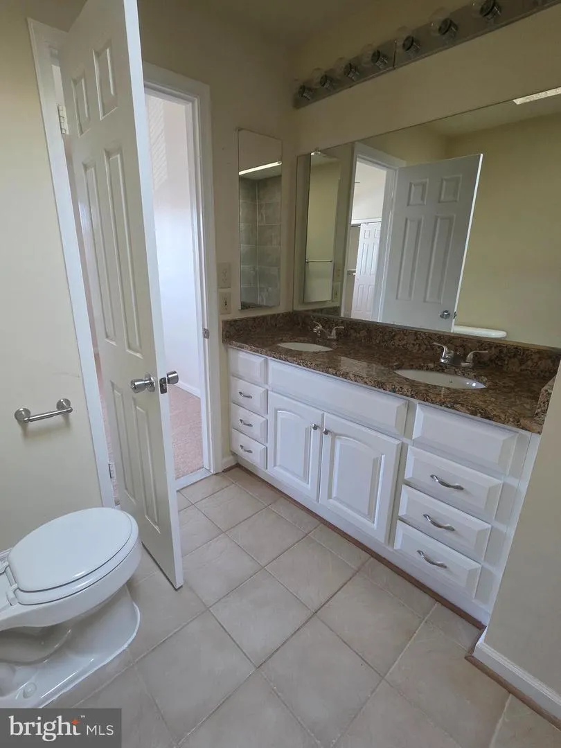 7766 BLACK HORSE COURT Manassas, VA 20109