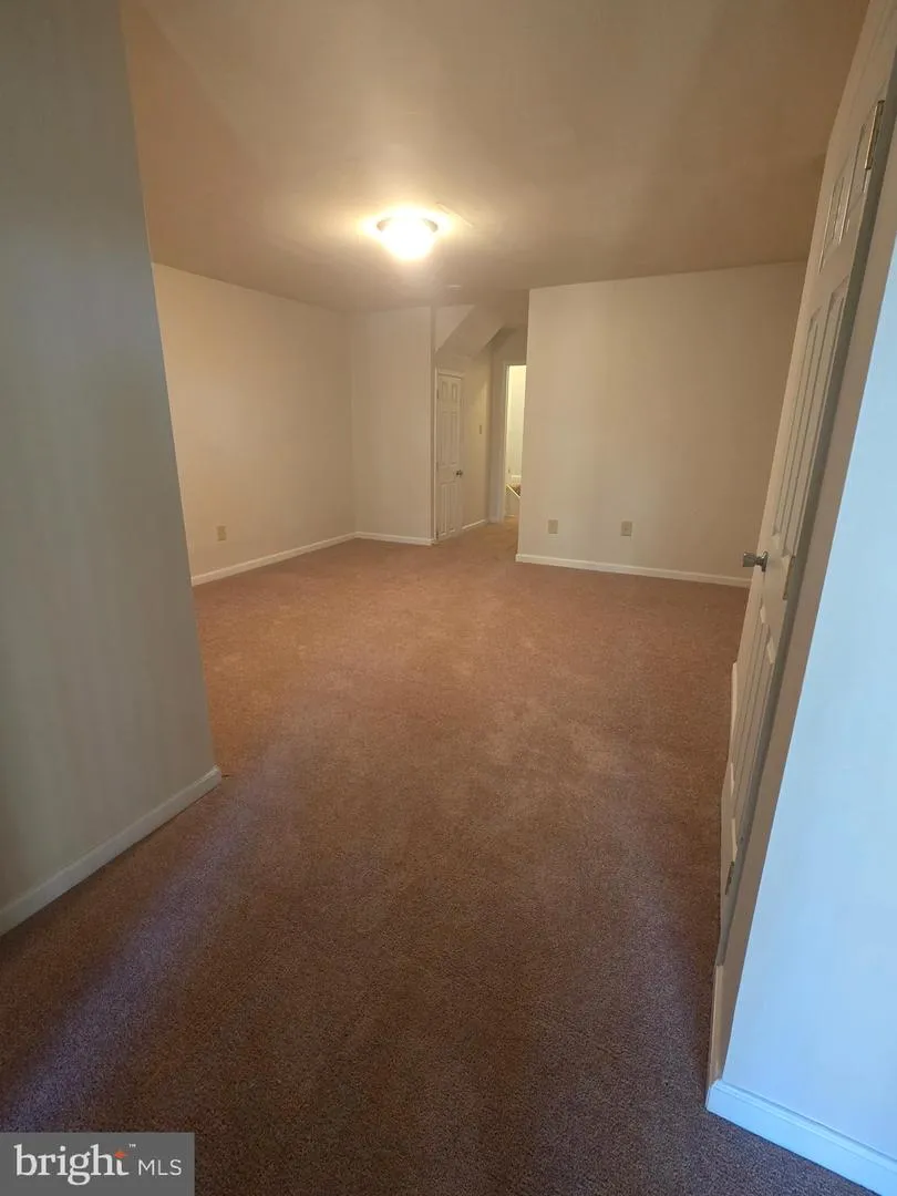 7766 BLACK HORSE COURT Manassas, VA 20109
