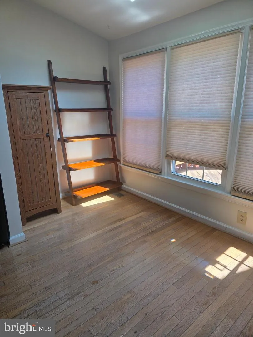 7766 BLACK HORSE COURT Manassas, VA 20109