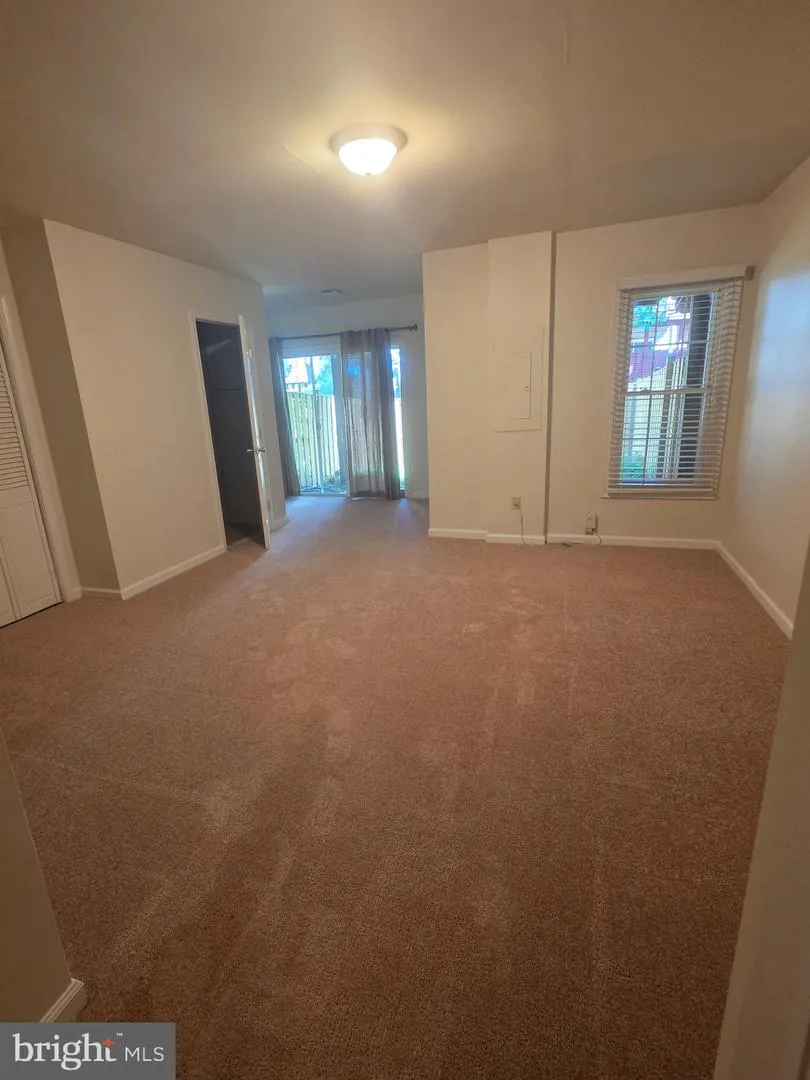 7766 BLACK HORSE COURT Manassas, VA 20109