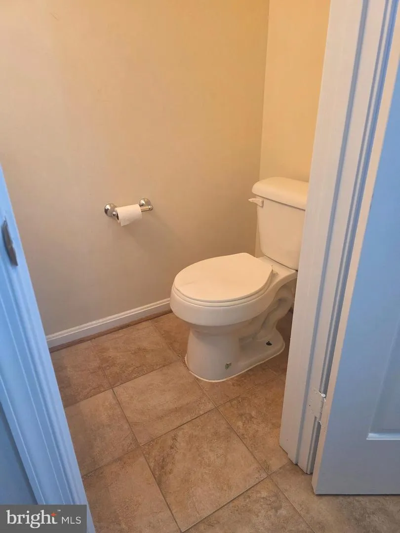 7766 BLACK HORSE COURT Manassas, VA 20109