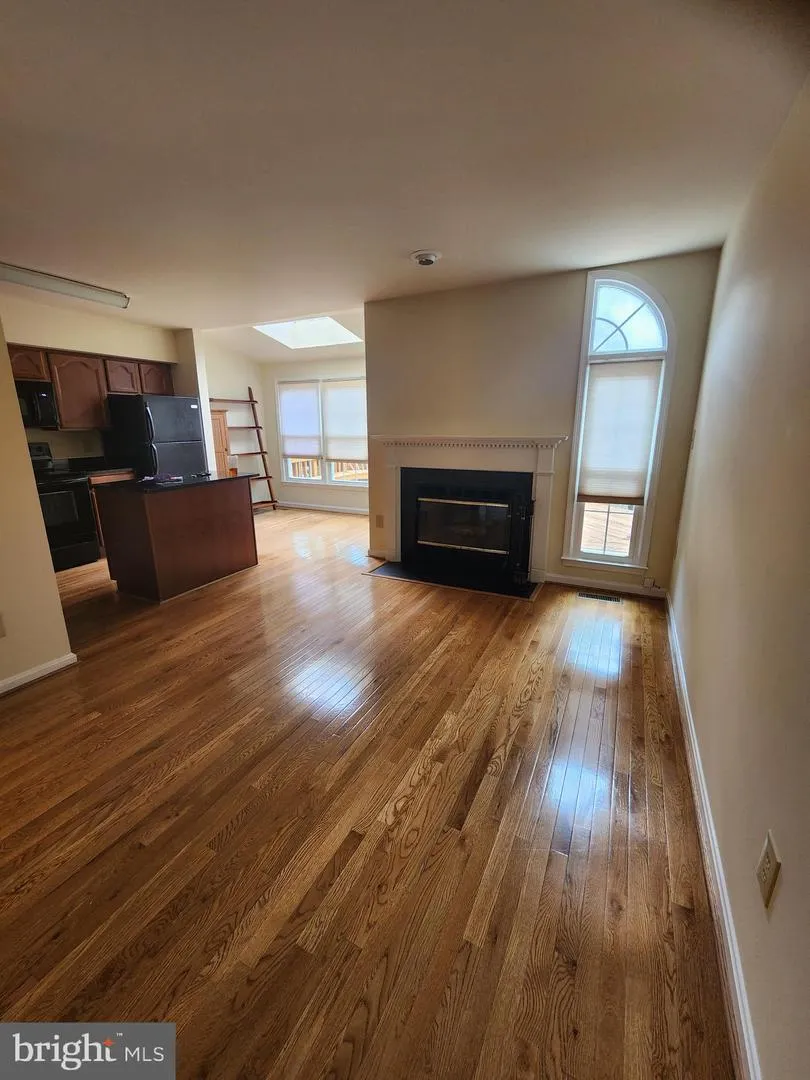 7766 BLACK HORSE COURT Manassas, VA 20109