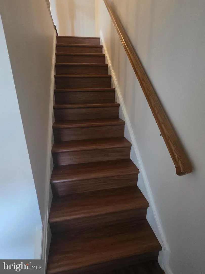 7766 BLACK HORSE COURT Manassas, VA 20109