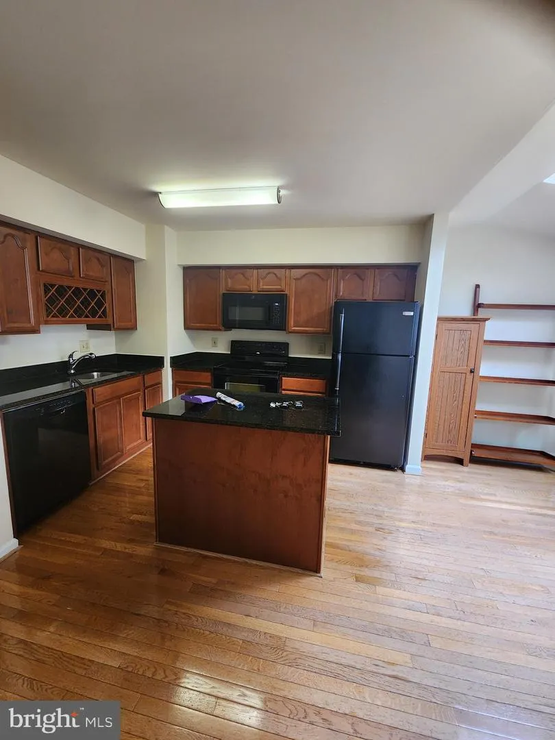 7766 BLACK HORSE COURT Manassas, VA 20109