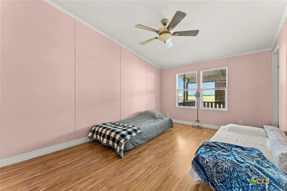 2124 Hackberry Road Holland, TX 76534