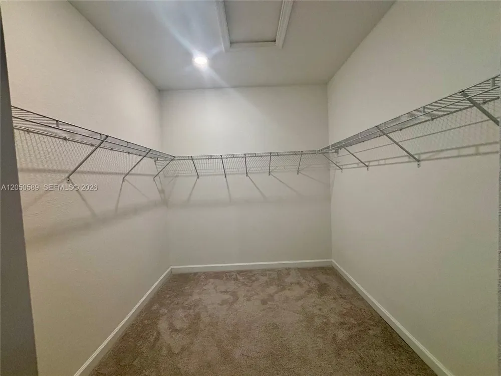 218 SW 159th Ct Pembroke Pines, FL 33027