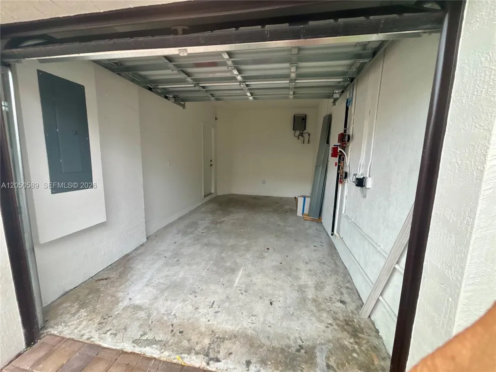 218 SW 159th Ct Pembroke Pines, FL 33027