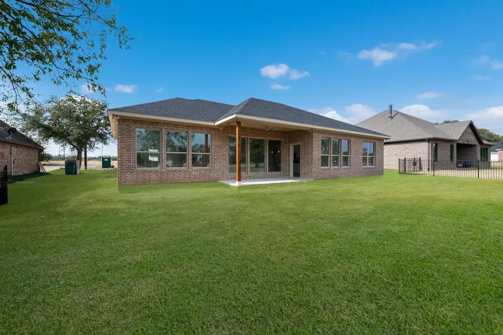 13027 Eagles Nest Drive Whitney, TX 76692