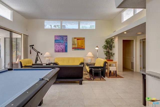 1533 E Canyon Estates Drive Palm Springs, CA 92264
