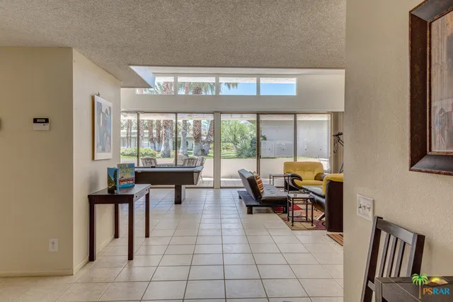 1533 E Canyon Estates Drive Palm Springs, CA 92264