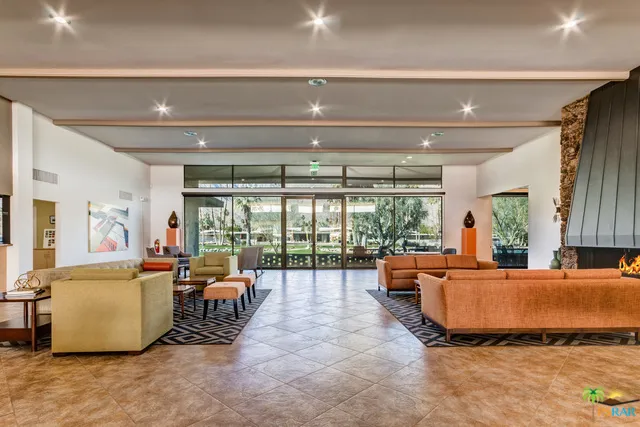 1533 E Canyon Estates Drive Palm Springs, CA 92264
