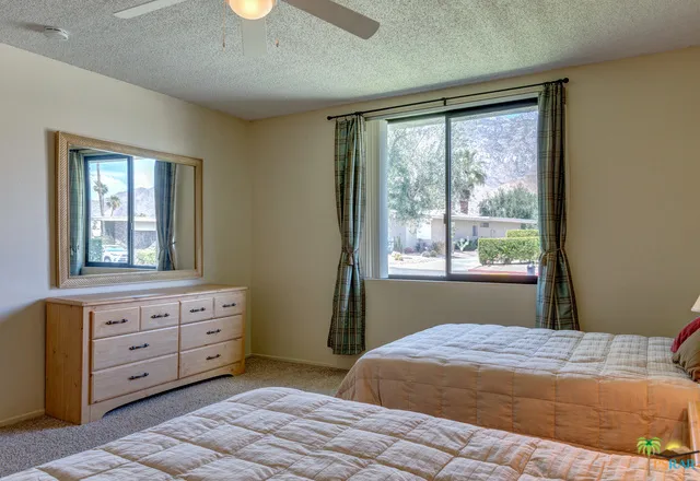 1533 E Canyon Estates Drive Palm Springs, CA 92264