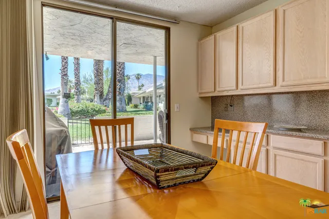 1533 E Canyon Estates Drive Palm Springs, CA 92264