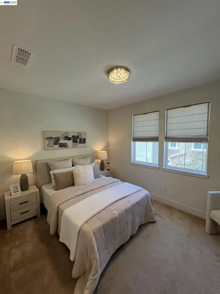 1233 Merry Loop Milpitas, CA 95035