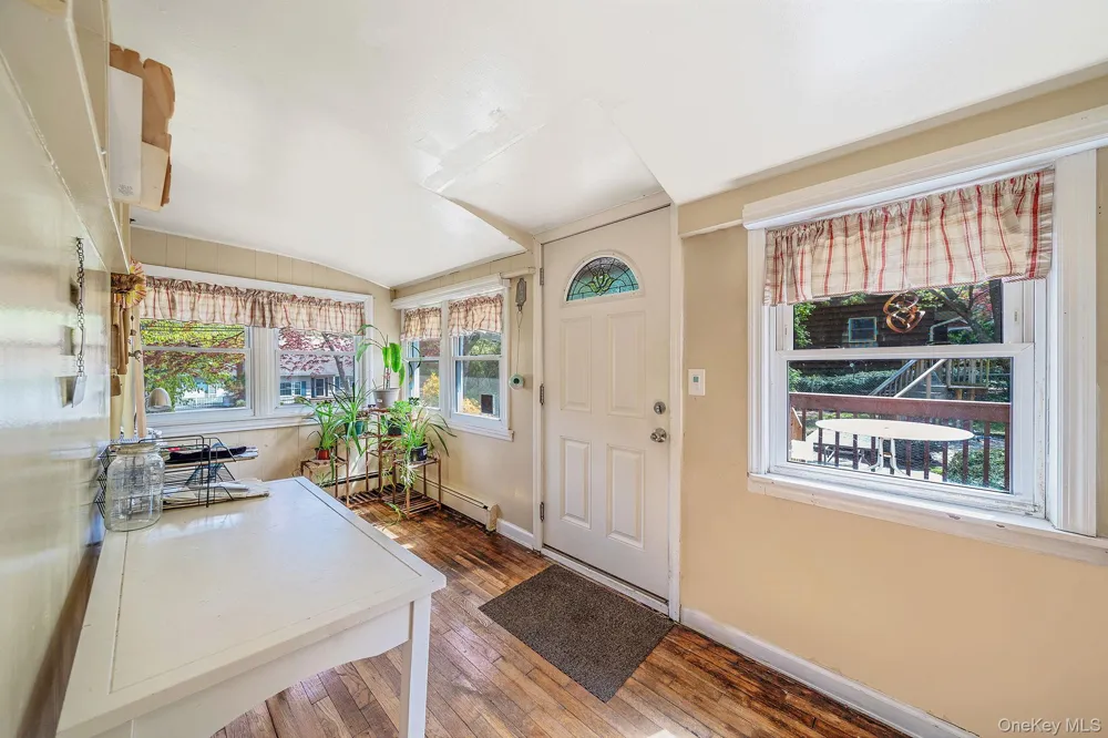 18 Houghton Boulevard Stony Brook, NY 11790