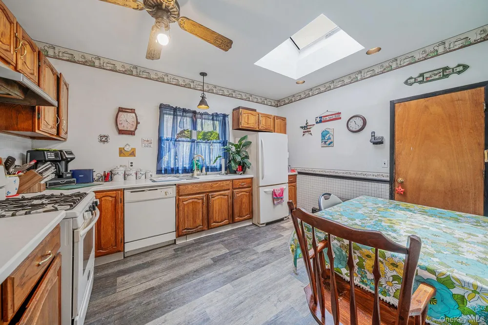 18 Houghton Boulevard Stony Brook, NY 11790