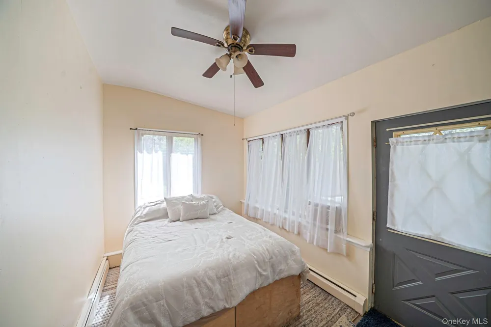 18 Houghton Boulevard Stony Brook, NY 11790