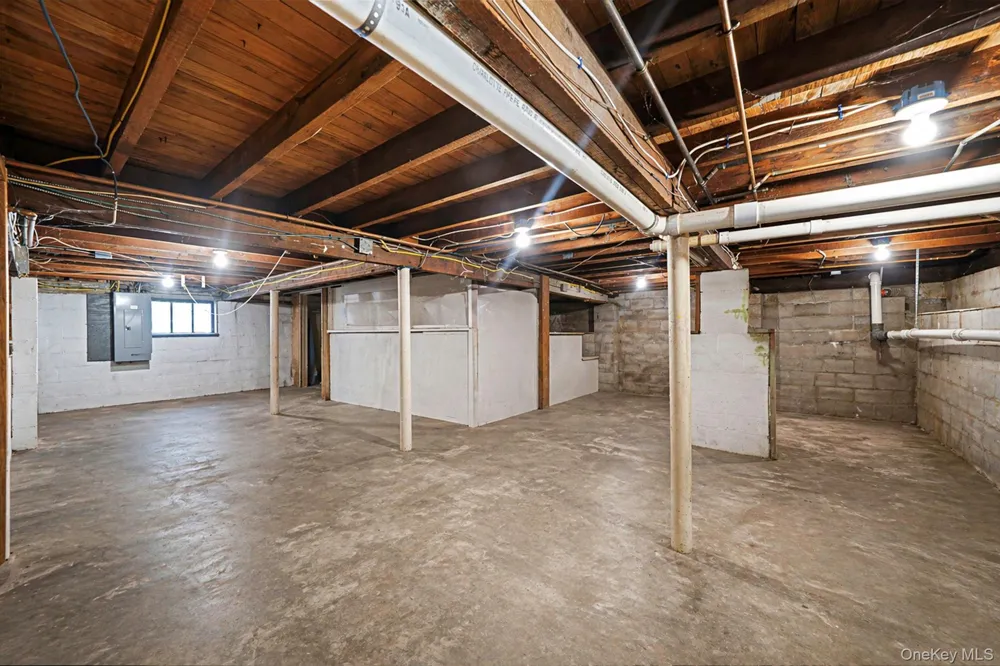 18 Houghton Boulevard Stony Brook, NY 11790
