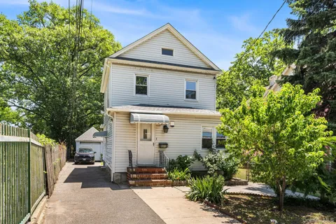 6005 168th Street