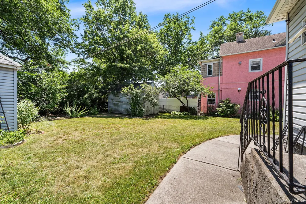 6005 168th Street Fresh Meadows, NY 11365