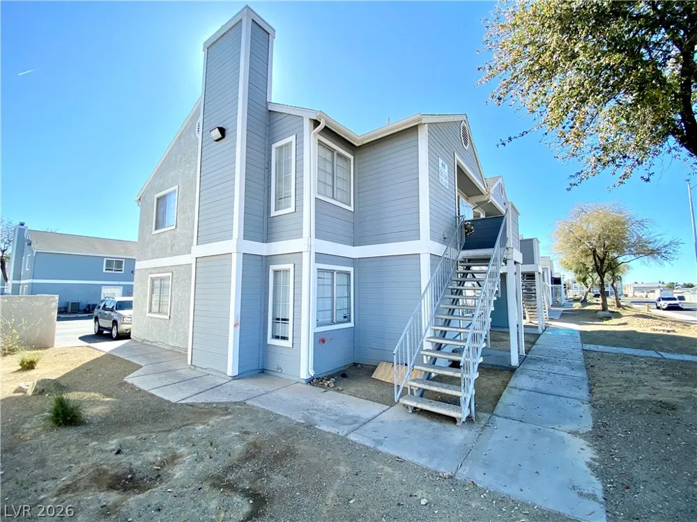 1872 Cosmic Drive Las Vegas, NV 89115
