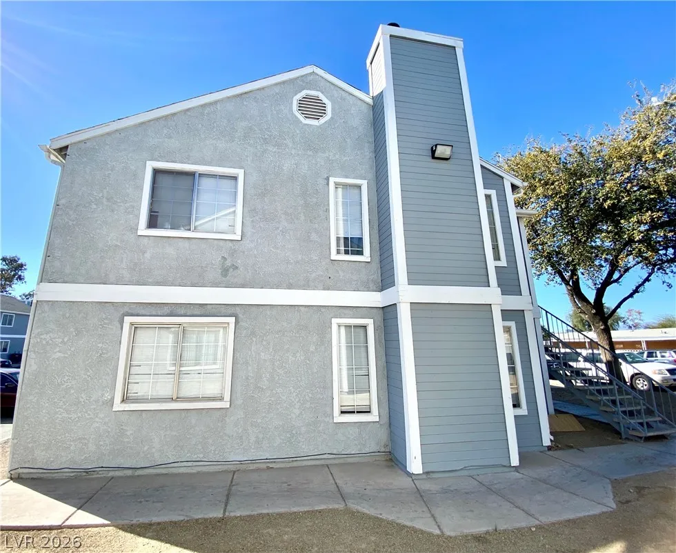 1872 Cosmic Drive Las Vegas, NV 89115
