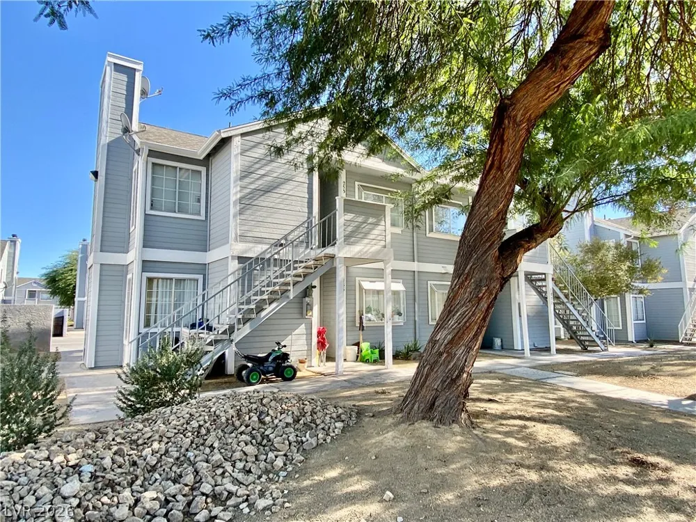 1872 Cosmic Drive Las Vegas, NV 89115