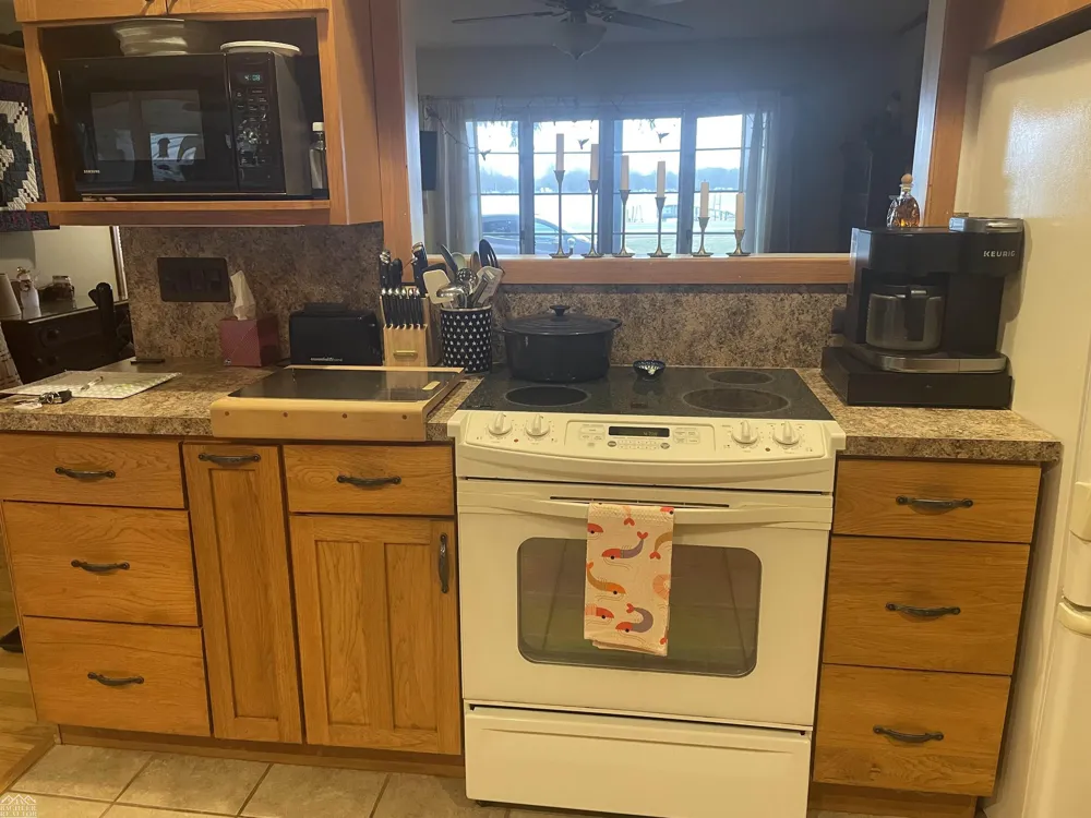 2567 St. Clair River Drive Clay Township, MI 48001