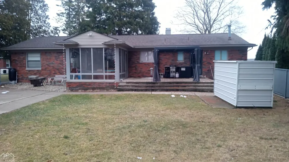2567 St. Clair River Drive Clay Township, MI 48001