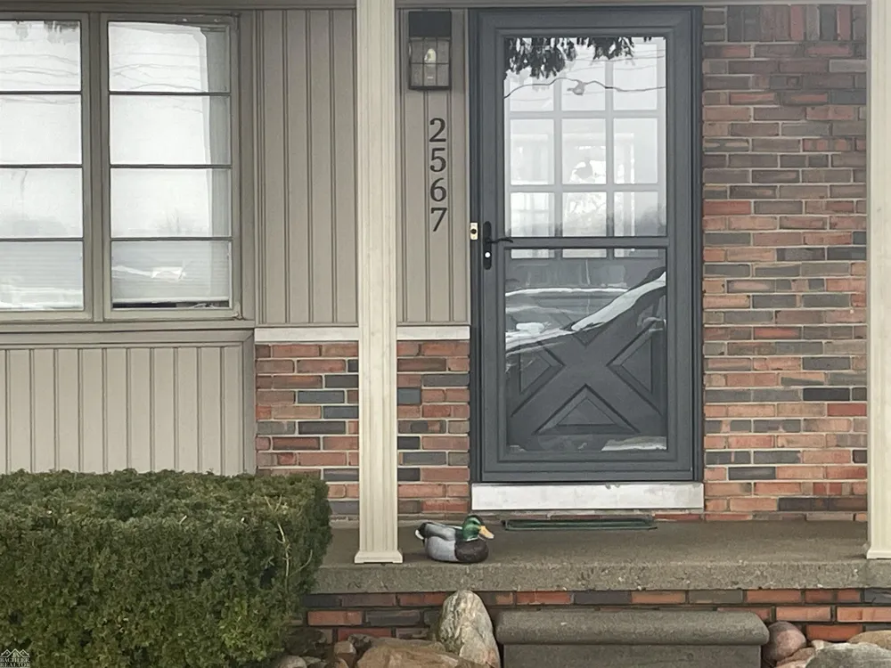 2567 St. Clair River Drive Clay Township, MI 48001