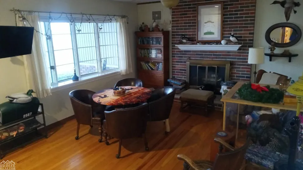 2567 St. Clair River Drive Clay Township, MI 48001