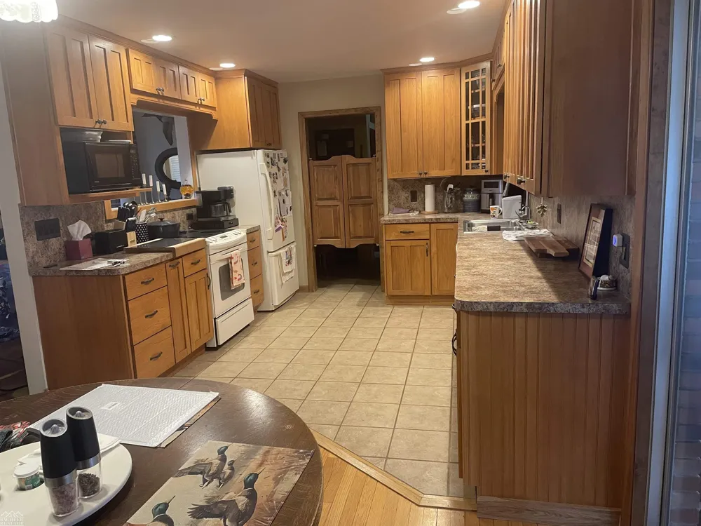 2567 St. Clair River Drive Clay Township, MI 48001