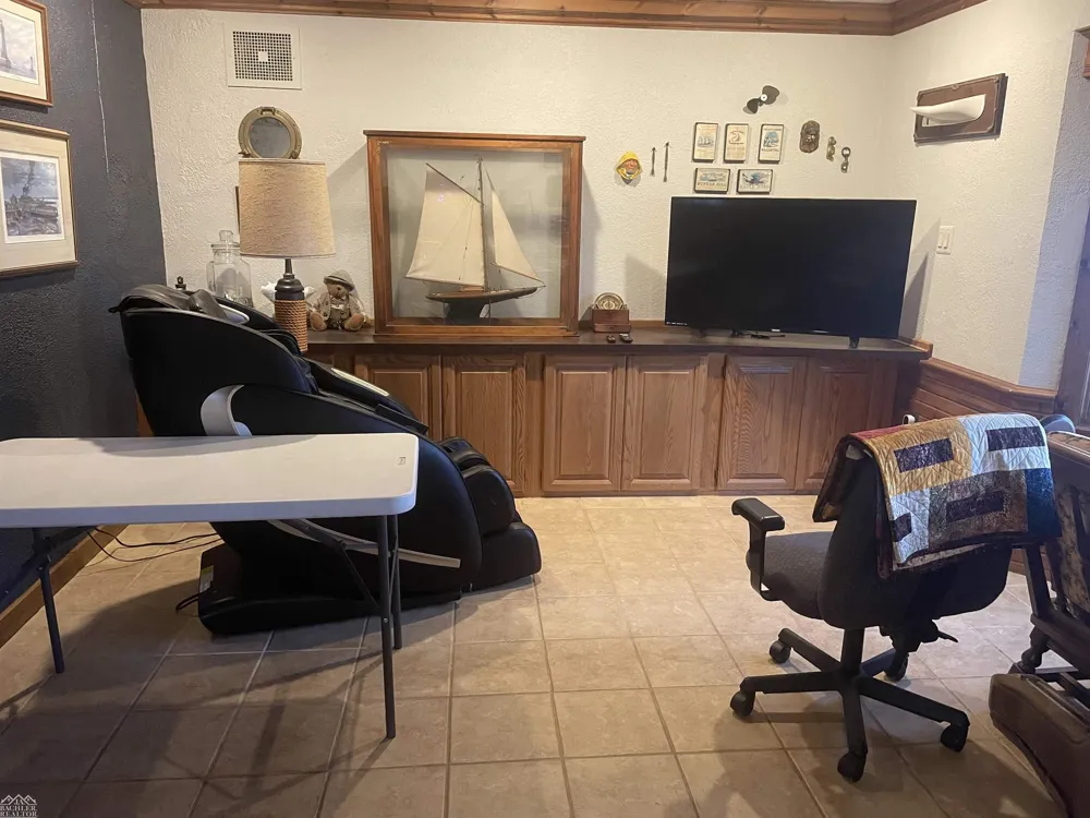 2567 St. Clair River Drive Clay Township, MI 48001