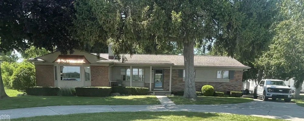 2567 St. Clair River Drive Clay Township, MI 48001
