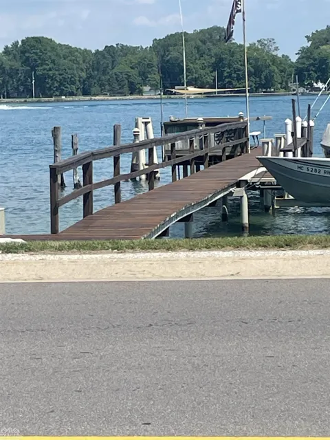 2567 St. Clair River Drive