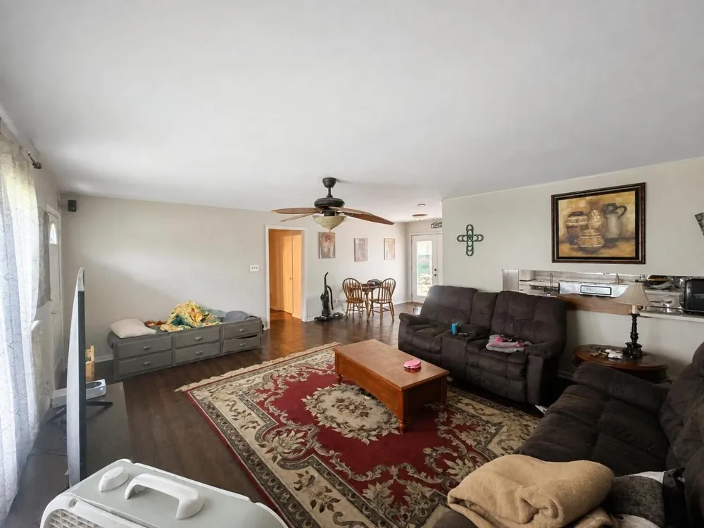 655 E End Dr Savannah, TN 38372