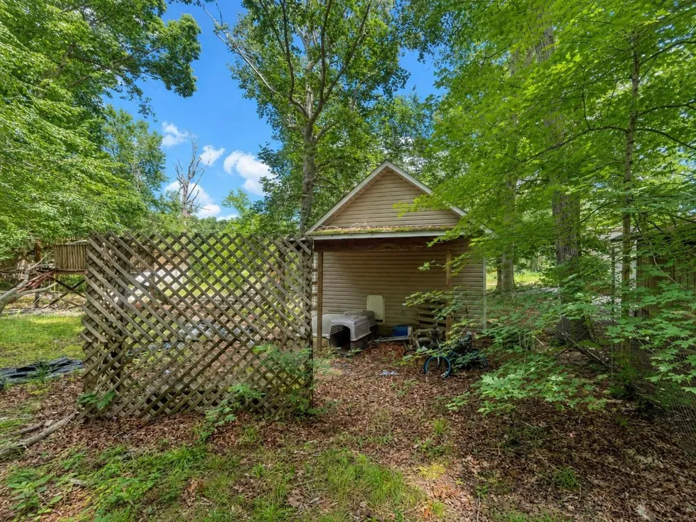 655 E End Dr Savannah, TN 38372